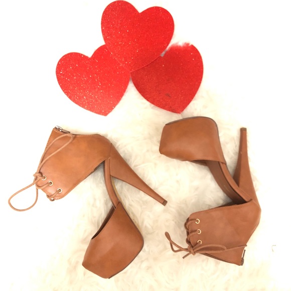 Tan Pointy Lace Up High Heels ✨ - Picture 2 of 15